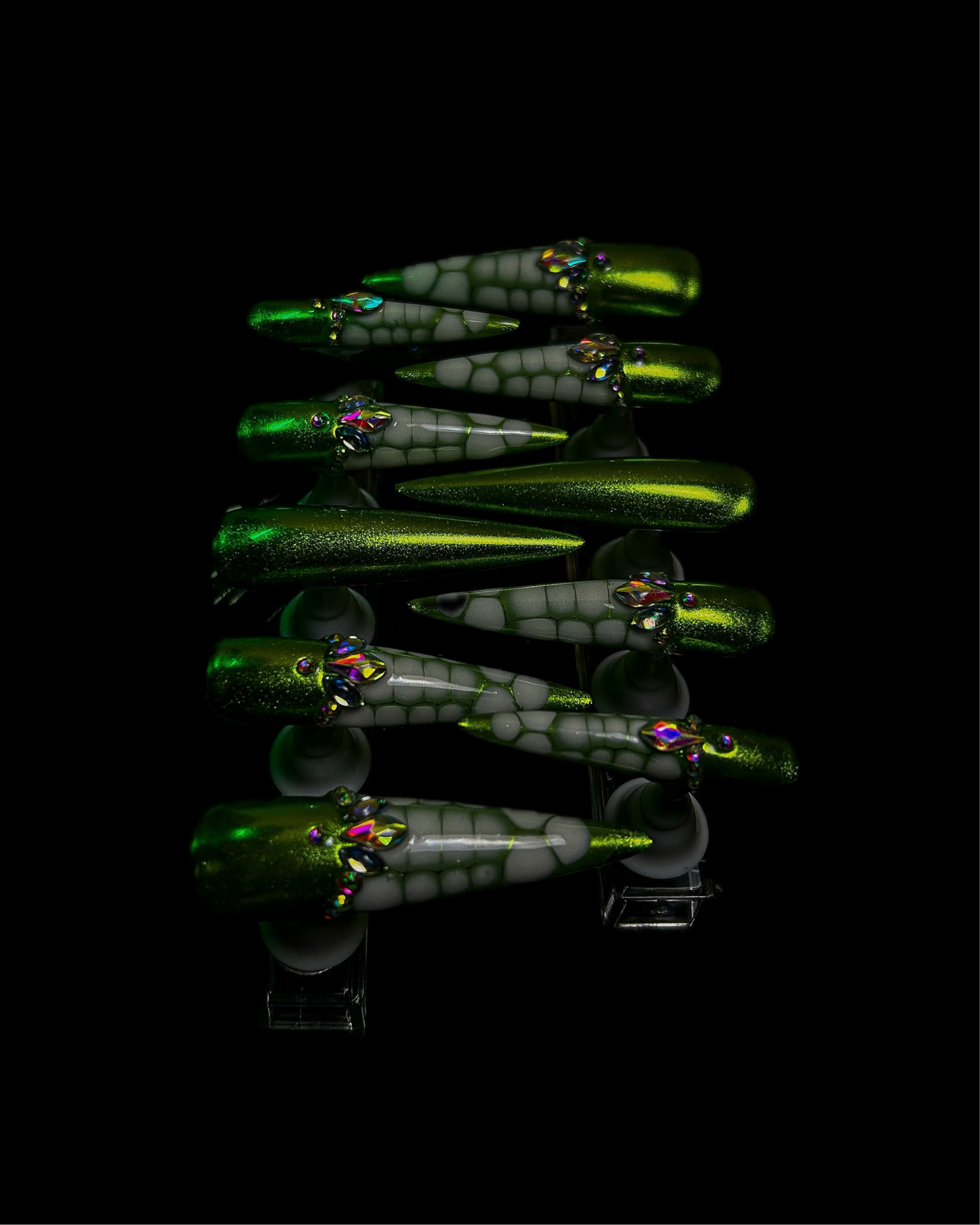 Alien Scalez Klawz